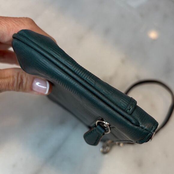 Coach Embossed Signature Logo Leather XL Wristlet Clutch Bag HTF - Picture 7 of 16